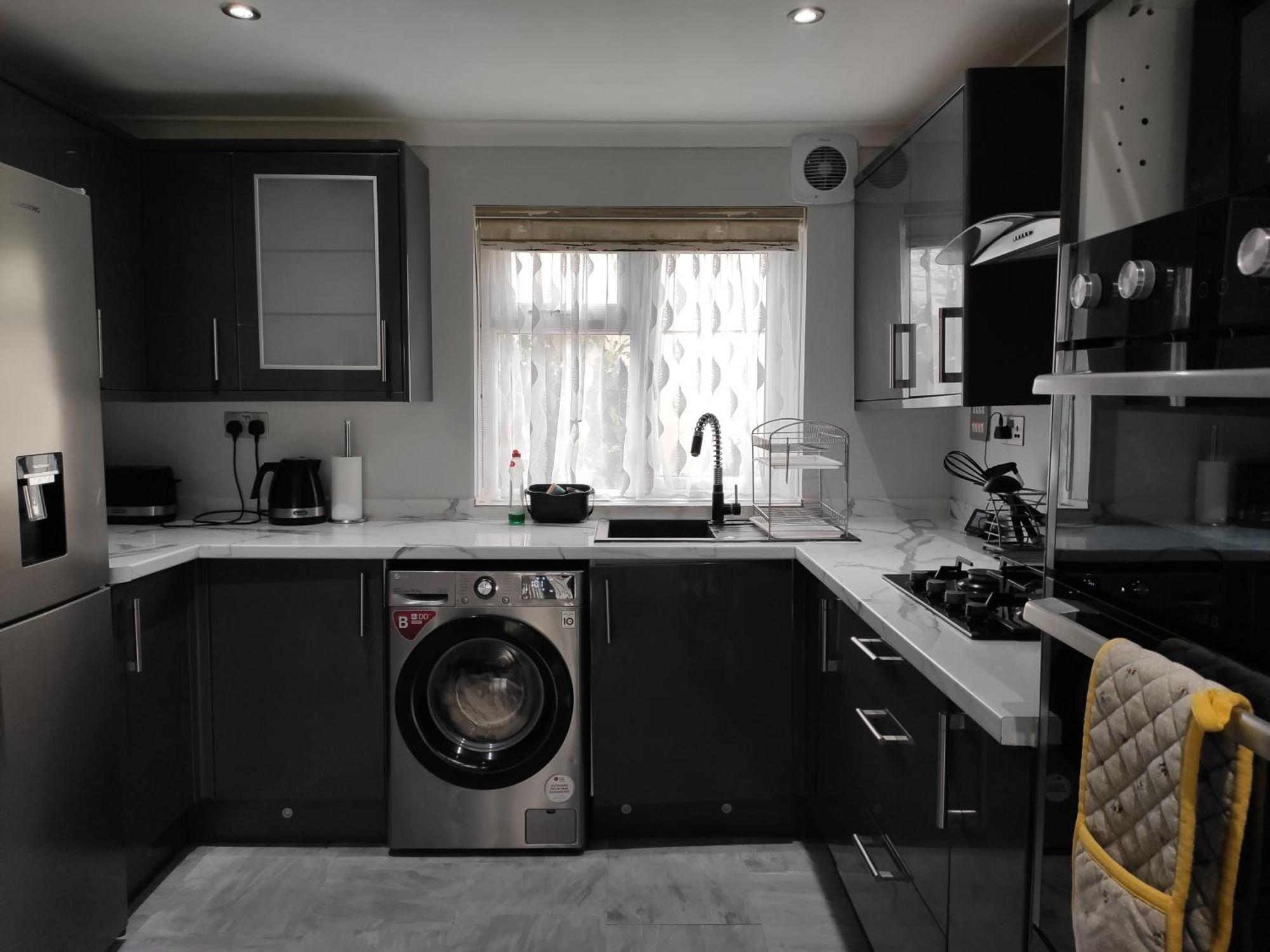 Elegant 3-Bedroom Home, Sleeps Up To 5 Guest. South Ockendon Exteriör bild